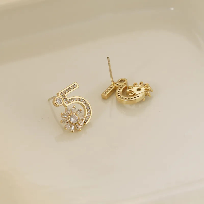 1 Pair Baroque Style Commute Number Flower Inlay Copper Zircon 18K Gold Plated Ear Studs