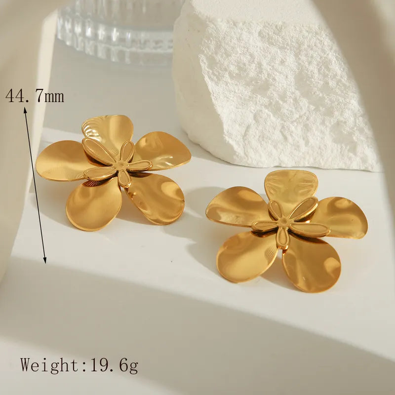 1 Pair Basic Exaggerated Classic Style Flower Plating 304 Stainless Steel Artificial Pearls Zircon 18K Gold Plated Ear Studs