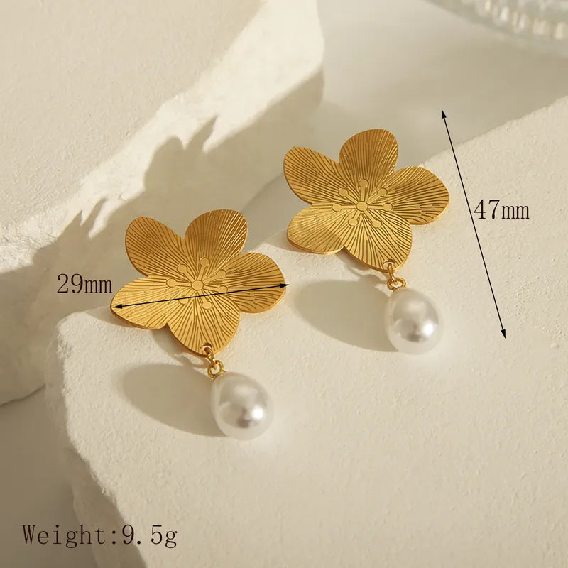 1 Pair Basic Exaggerated Classic Style Flower Plating 304 Stainless Steel Artificial Pearls Zircon 18K Gold Plated Ear Studs