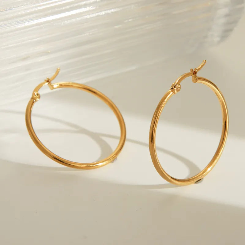 1 Pair Basic Exaggerated Luxurious Solid Color 304 Stainless Steel 18K Gold Plated Earrings