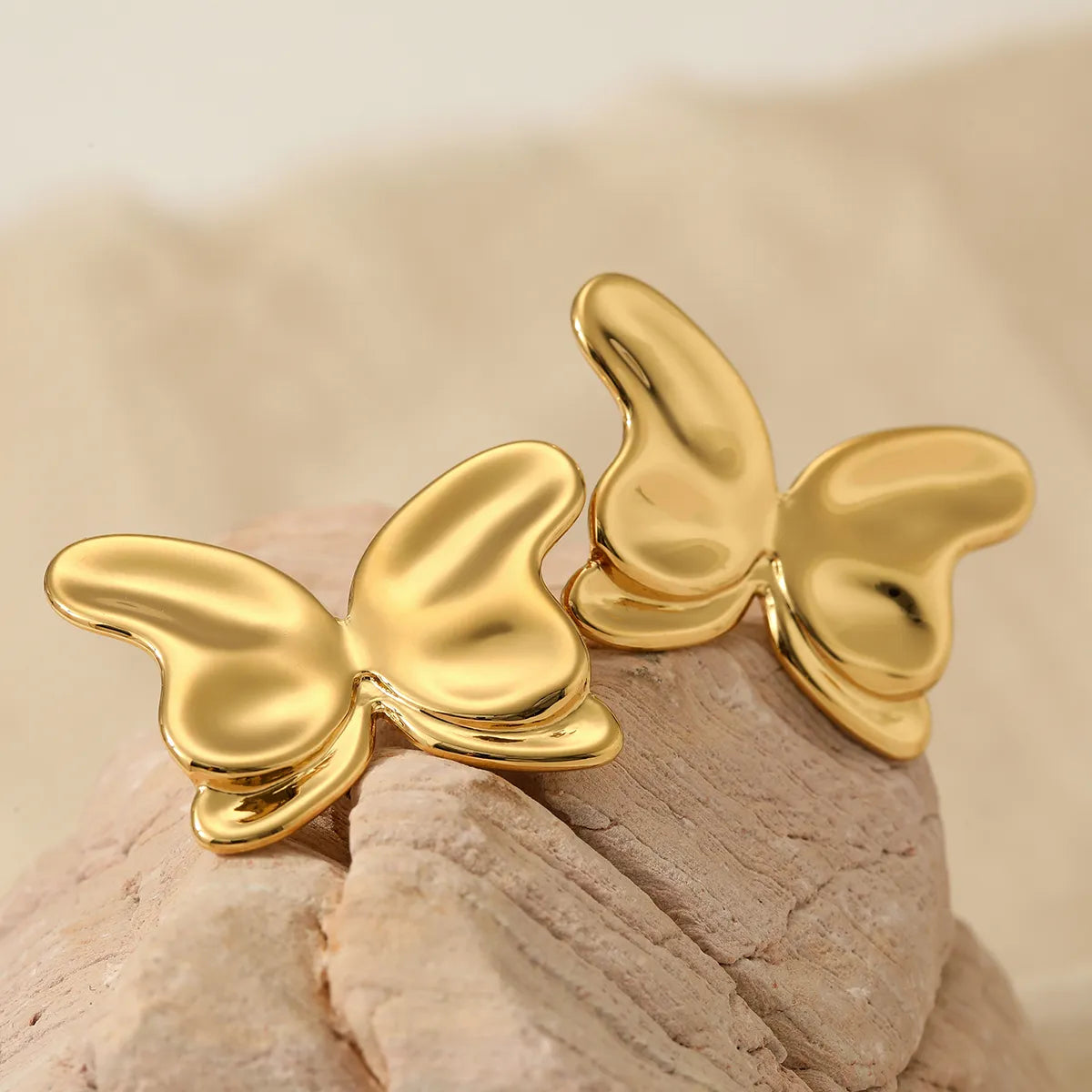 1 Pair Basic Modern Style Classic Style Butterfly 316 Stainless Steel No Inlaid 16K Gold Plated White Gold Plated Gold Plated Ear Studs