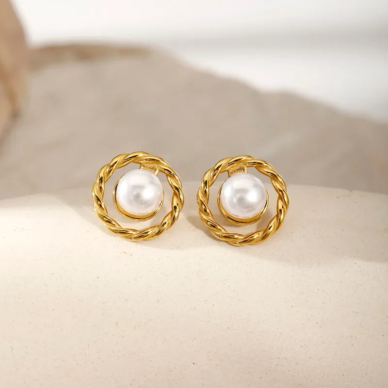 1 Pair Basic Simple Style Classic Style Circle Round Plating 304 Stainless Steel Artificial Pearls 18K Gold Plated Ear Studs