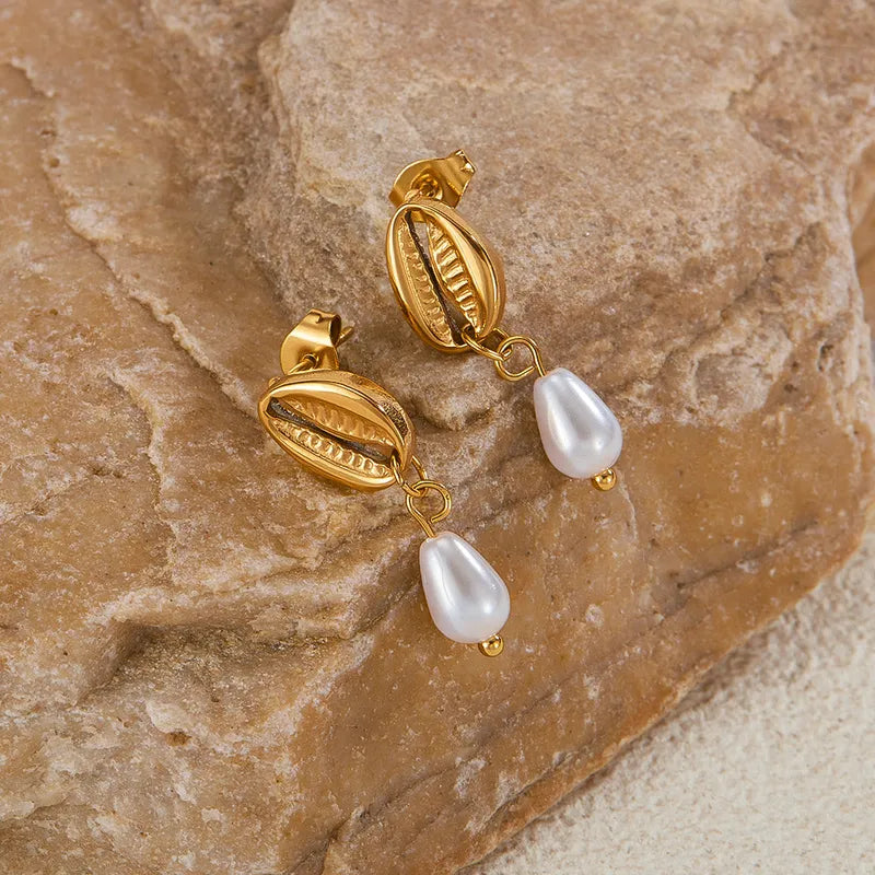 1 Pair Casual Modern Style Simple Style Geometric Shell Plating 304 Stainless Steel Imitation Pearl 18K Gold Plated Drop Earrings