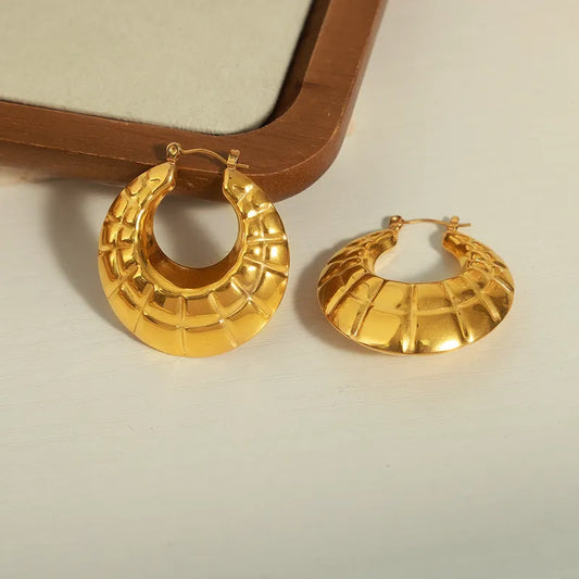 1 Pair Casual Simple Style Commute Solid Color Plating Titanium Steel 18k Gold Plated Earrings