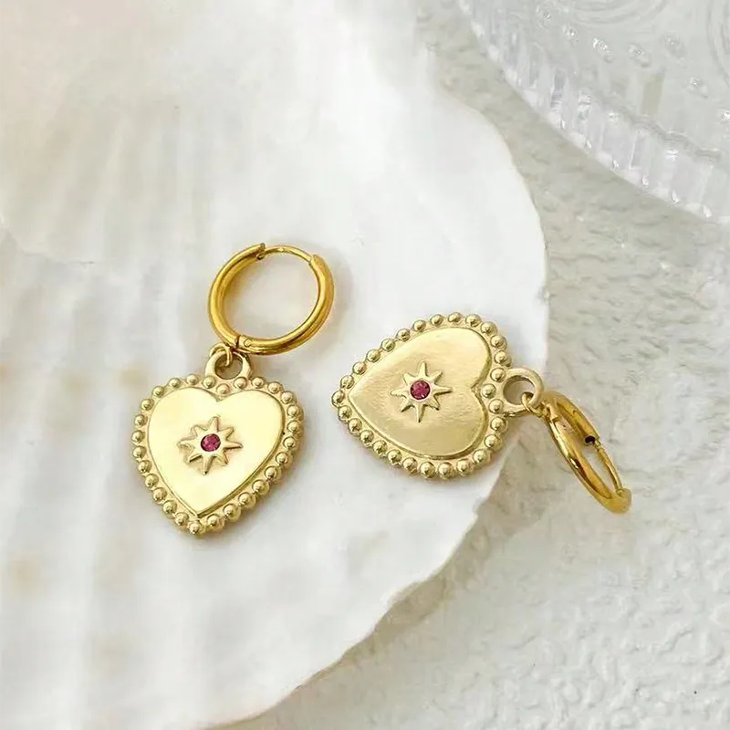 1 Pair Casual Simple Style Heart Shape Plating Inlay 304 Stainless Steel Rhinestones 14K Gold Plated Drop Earrings