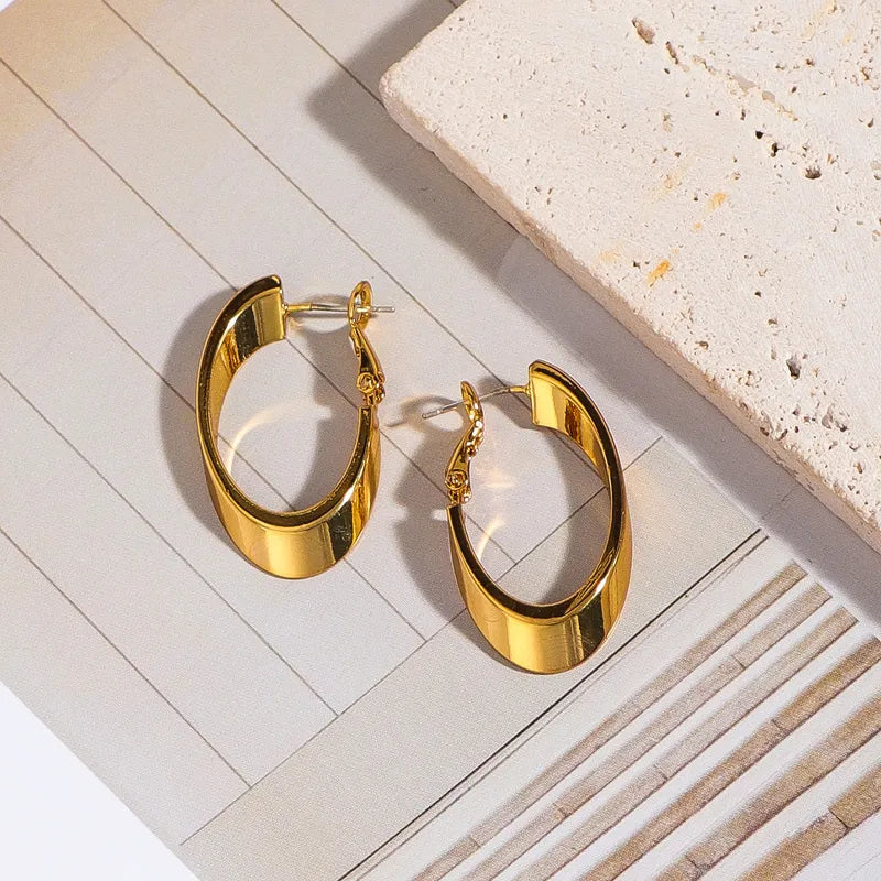 1 Pair Casual Simple Style Oval Copper Earrings