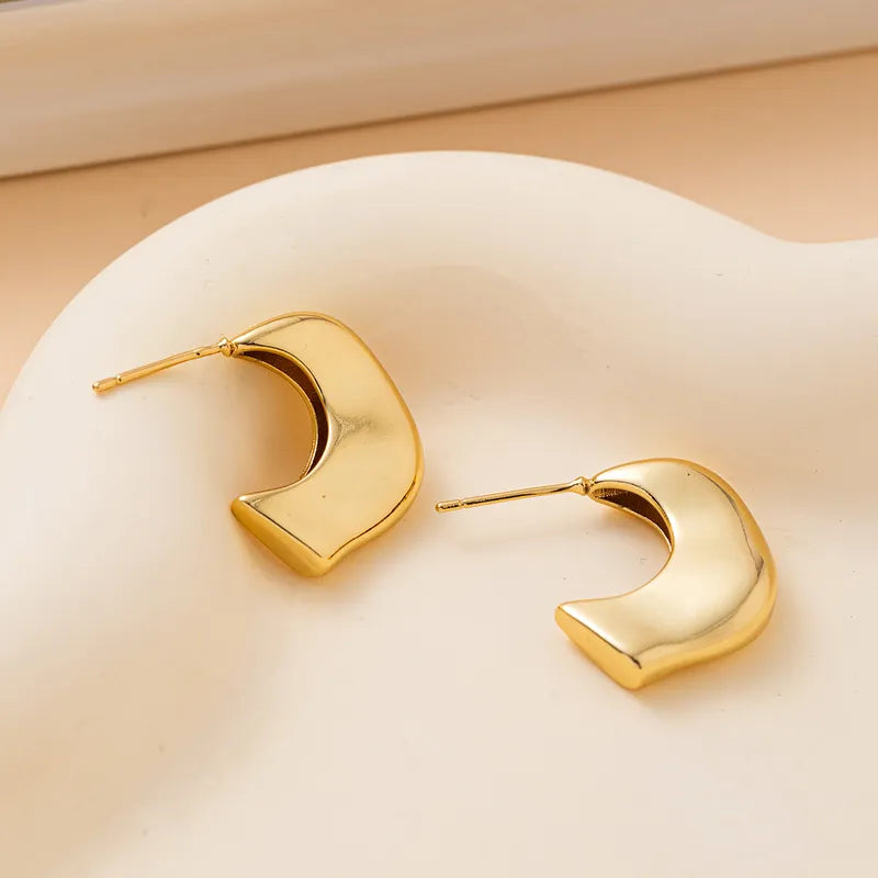 1 Pair Classic Style Moon Copper Ear Studs