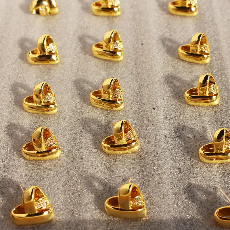 1 Pair Cute Handmade Pastoral Heart Shape Inlay Brass Zircon 24K Gold Plated Ear Studs