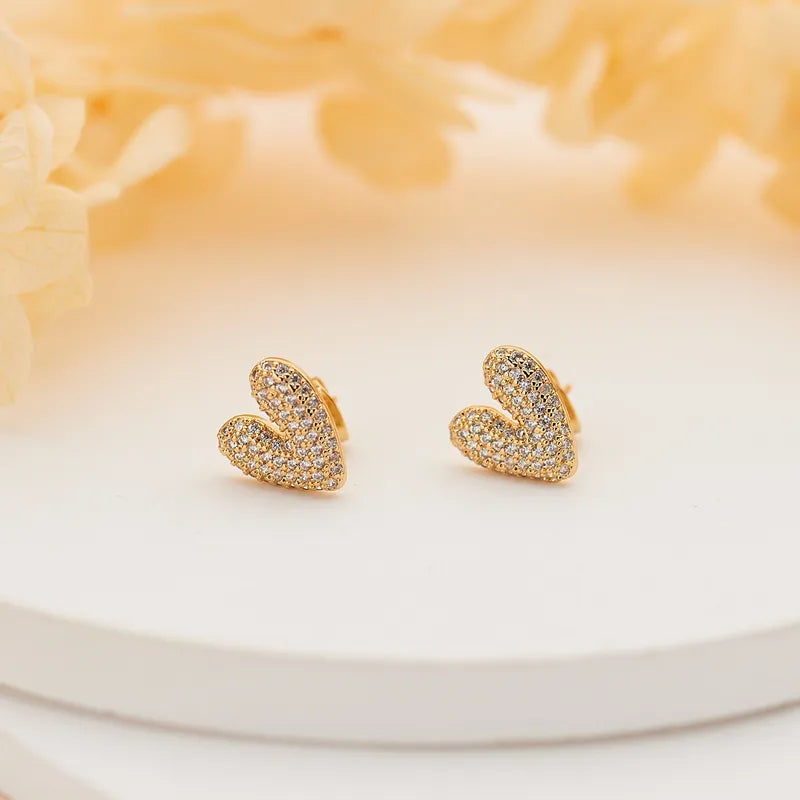 1 Pair Cute Simple Style Heart Shape Copper Zircon Ear Studs