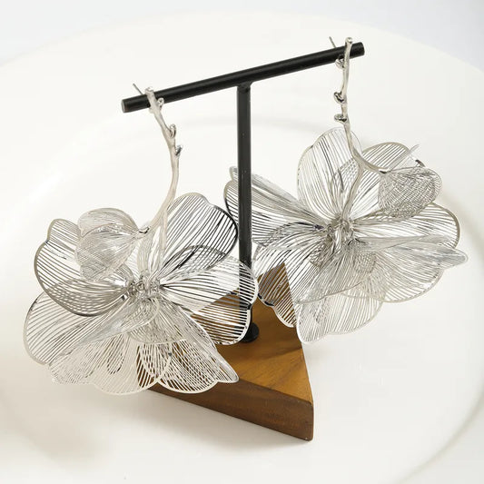 1 Pair Elegant Classic Style Flower Polishing Plating 304 Stainless Steel Alloy Drop Earrings