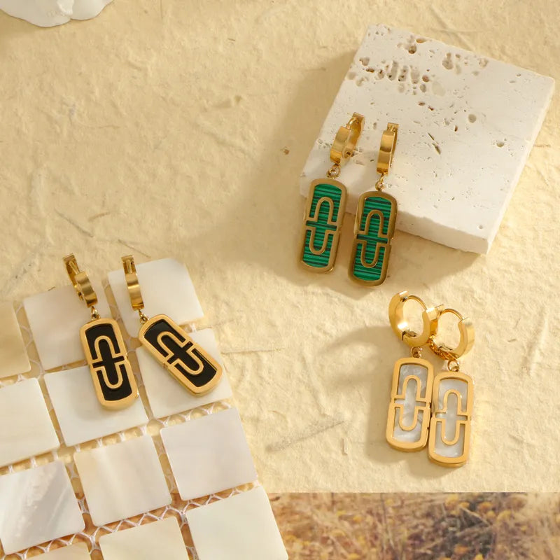 1 Pair Elegant Classic Style Geometric Rectangle Plating Inlay Titanium Steel Shell 18K Gold Plated Drop Earrings