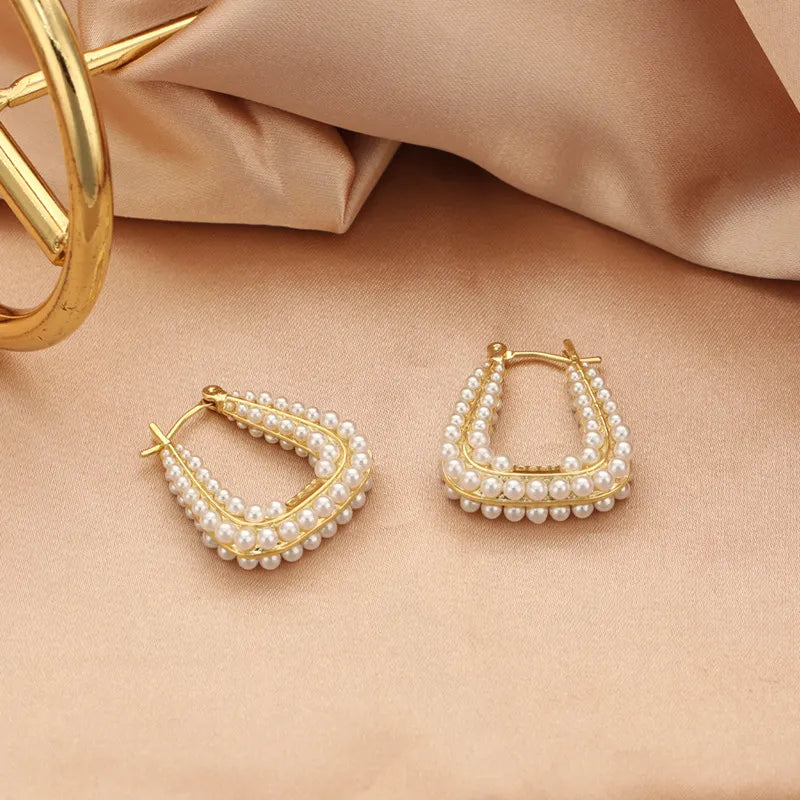 1 Pair Elegant Classic Style Streetwear Geometric Inlay Alloy Artificial Pearls Earrings