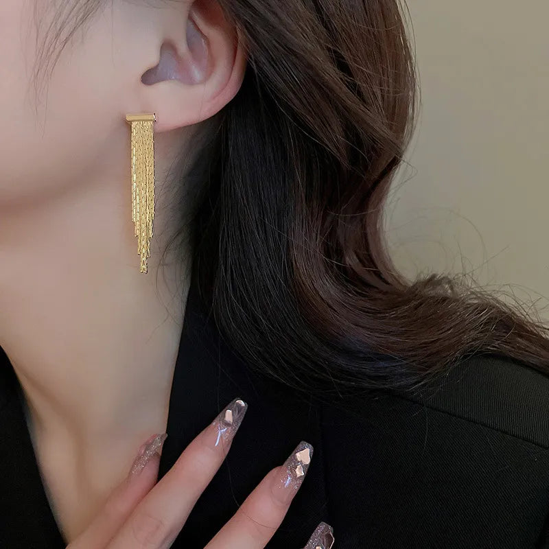 1 Pair Elegant Geometric Solid Color Tassel Copper Drop Earrings