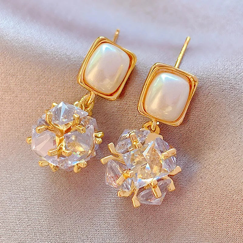 1 Pair Elegant Glam Luxurious Geometric Inlay Copper Pearl Zircon Drop Earrings