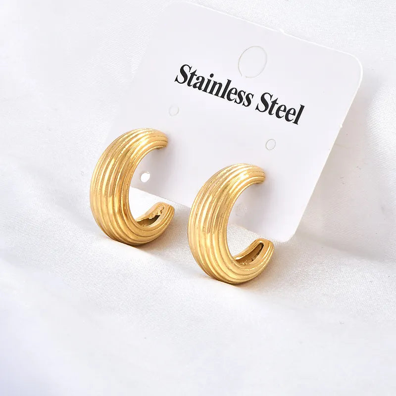 1 Pair Elegant Lady Streetwear C Shape 304 Stainless Steel 18K Gold Plated Ear Studs