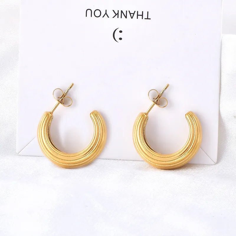 1 Pair Elegant Lady Streetwear C Shape 304 Stainless Steel 18K Gold Plated Ear Studs