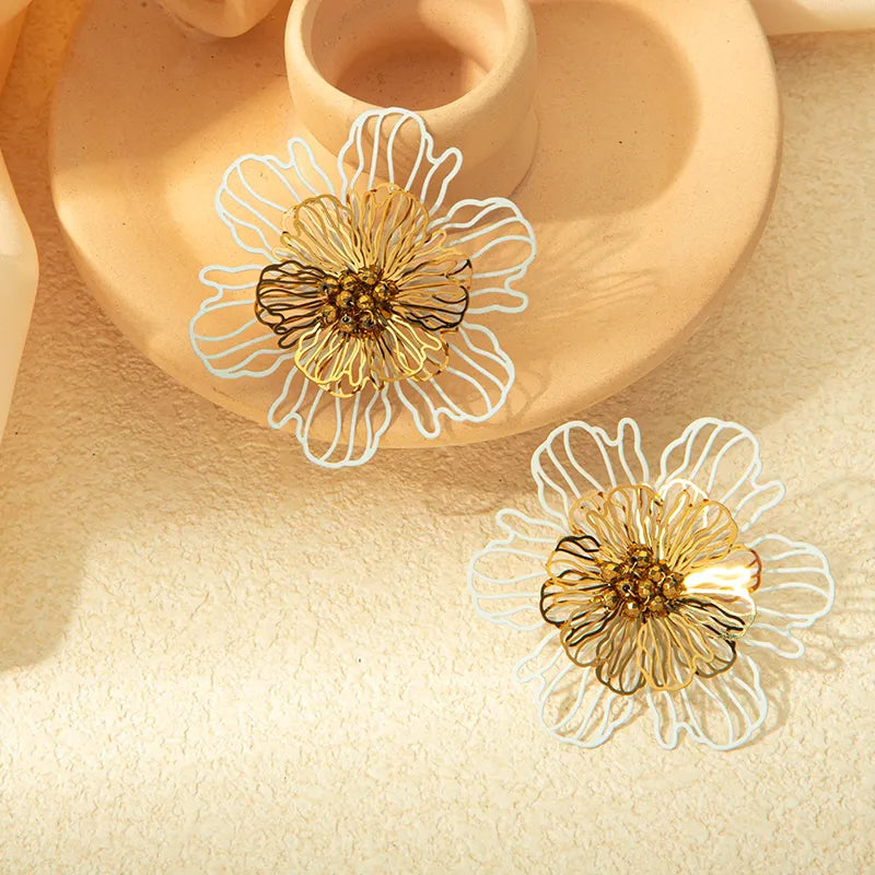 1 Pair Elegant Lady Sweet Flower Plating 304 Stainless Steel Ear Studs