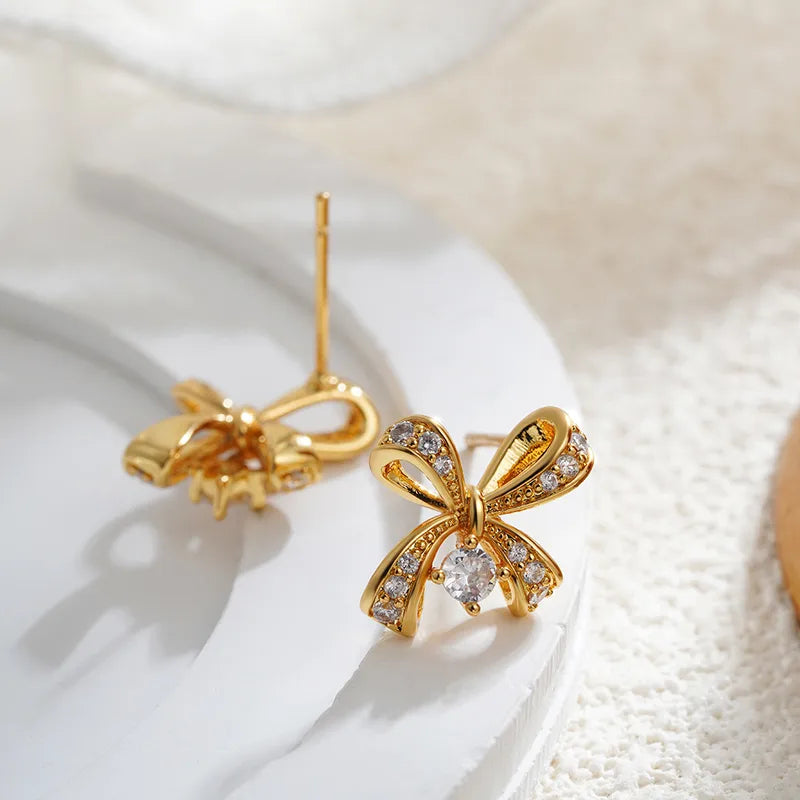 1 Pair Elegant Modern Style Bow Knot Copper Zircon 18K Gold Plated Ear Studs