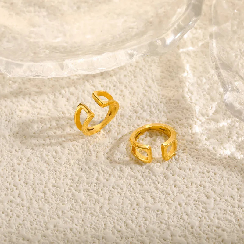 1 Pair Elegant Modern Style Simple Style C Shape Lines Plating 304 Stainless Steel 18K Gold Plated Ear Cuffs