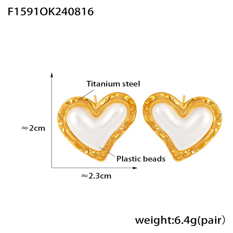 1 Pair Elegant Princess Simple Style Heart Shape Titanium Steel 18K Gold Plated Ear Studs