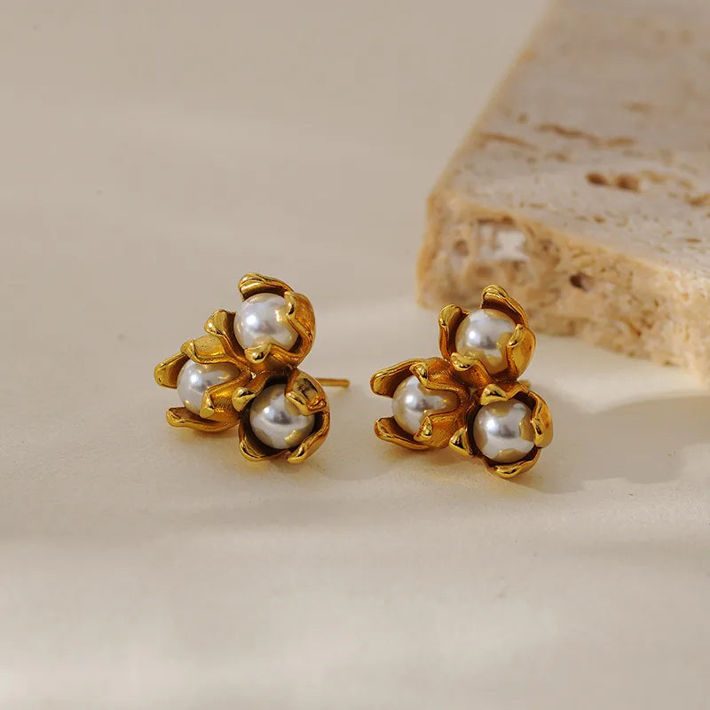 1 Pair Elegant Simple Style Geometric Flower Inlay 304 Stainless Steel Pearl Ear Studs