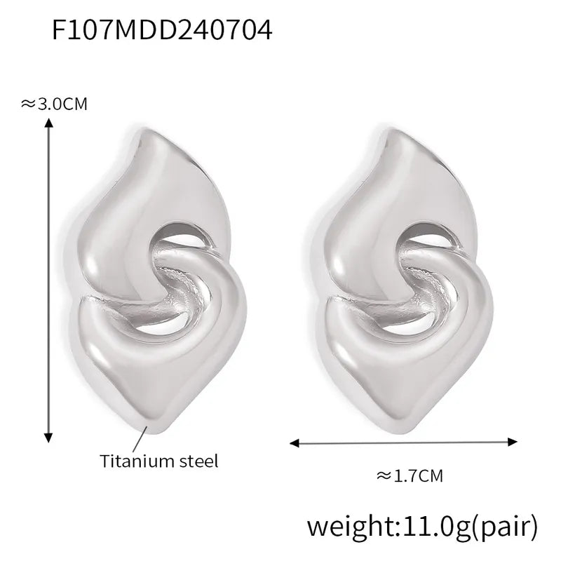 1 Pair Elegant Simple Style Geometric Titanium Steel Ear Studs