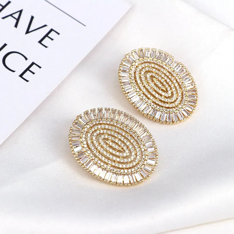 1 Pair Elegant Simple Style Oval Inlay Copper Zircon 18K Gold Plated Ear Studs