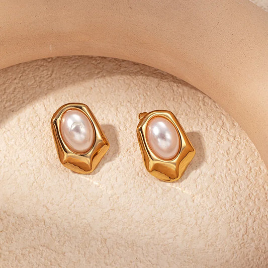 1 Pair Elegant Sweet Shield Plating Inlay 304 Stainless Steel Pearl Gold Plated Ear Studs