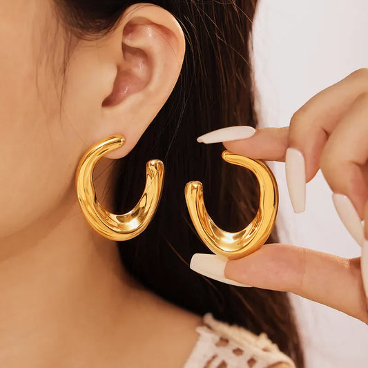 1 Pair Elegant U Shape Titanium Steel 18K Gold Plated Ear Studs