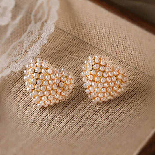 1 Pair Elegant Vintage Style Moon Heart Shape Shell Plating Inlay Copper Artificial Pearls Zircon 18K Gold Plated Ear Studs