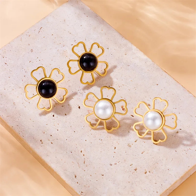 1 Pair French Style Flower Hollow Out Inlay 304 Stainless Steel Artificial Pearls 18K Gold Plated Ear Studs