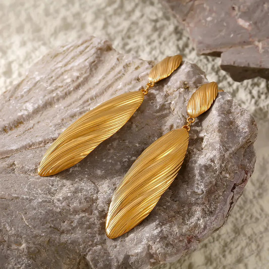 1 Pair Hawaiian Luxurious Queen Geometric 304 Stainless Steel 18K Gold Plated Drop Earrings