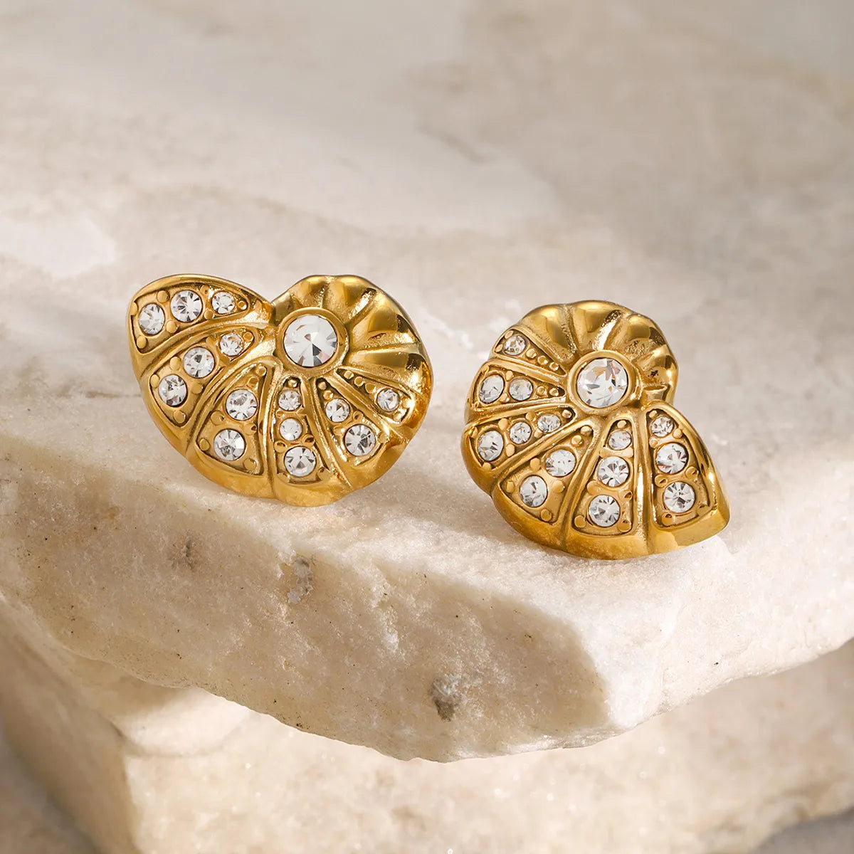 1 Pair IG Style Casual Conch Inlay 316 Stainless Steel Rhinestones 18K Gold Plated Ear Studs