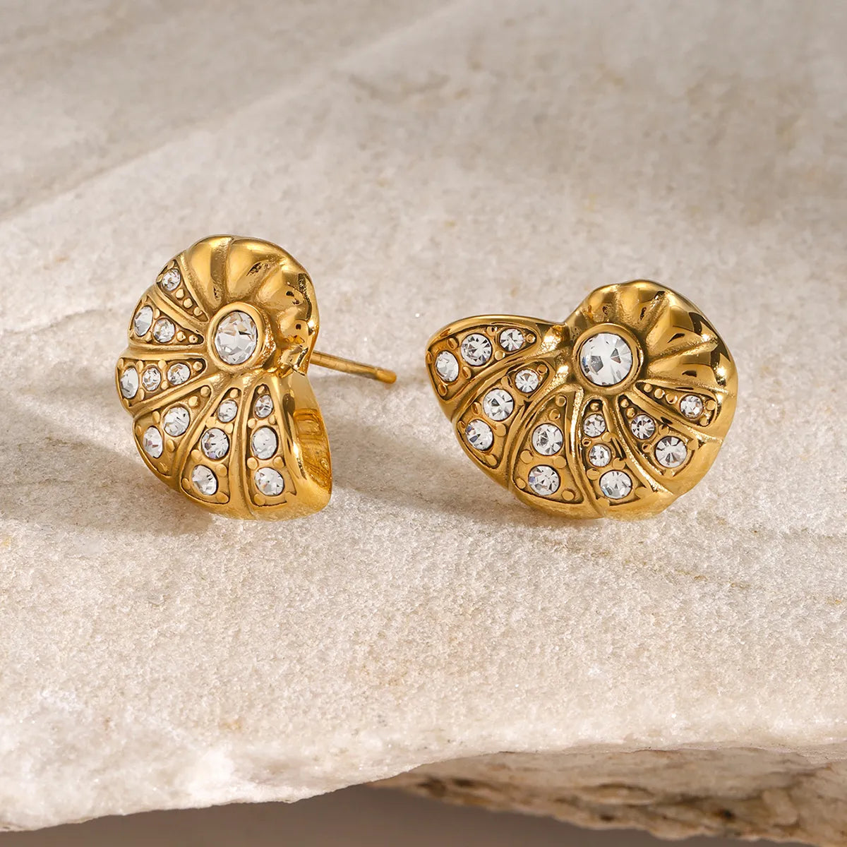 1 Pair IG Style Casual Conch Inlay 316 Stainless Steel Rhinestones 18K Gold Plated Ear Studs