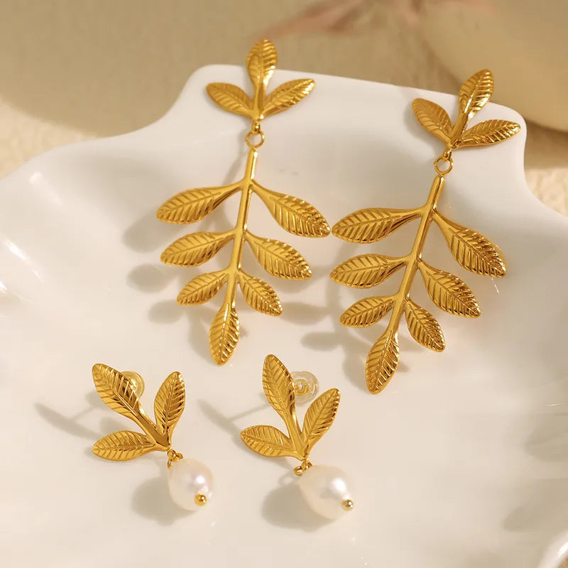 1 Pair IG Style Elegant French Style Leaves Polishing Pearl 304 Stainless Steel 18K Gold Plated Drop Earrings