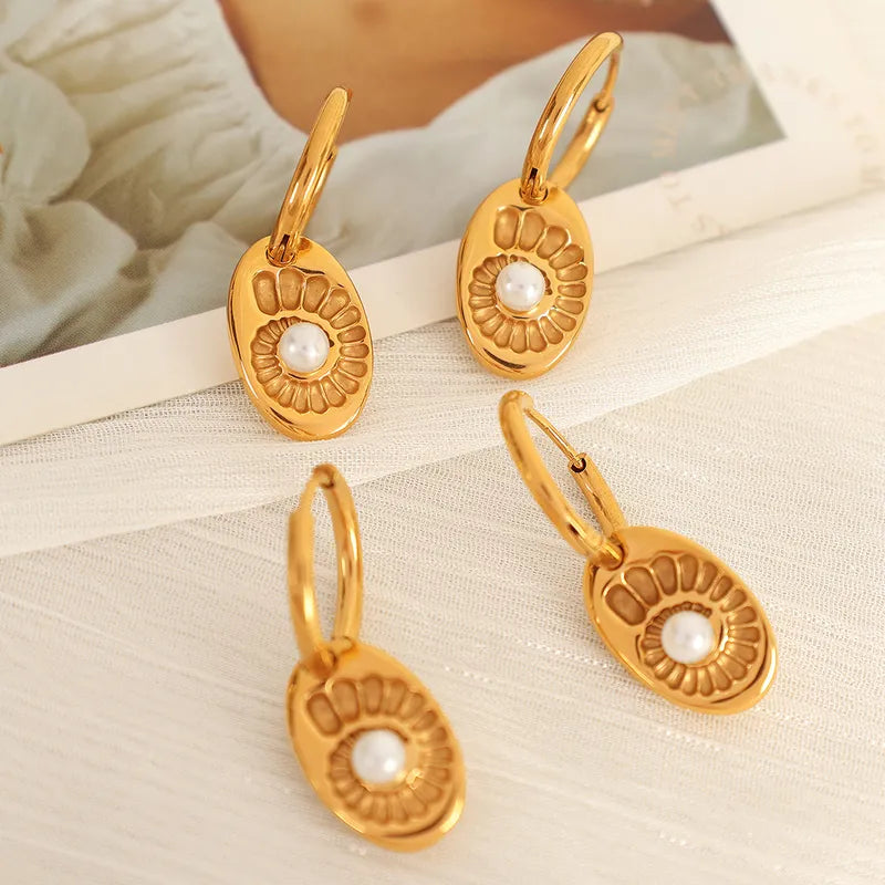 1 Pair IG Style Elegant Vintage Style Footprint Polishing Plating Inlay 304 Stainless Steel Artificial Pearls 18K Gold Plated Earrings