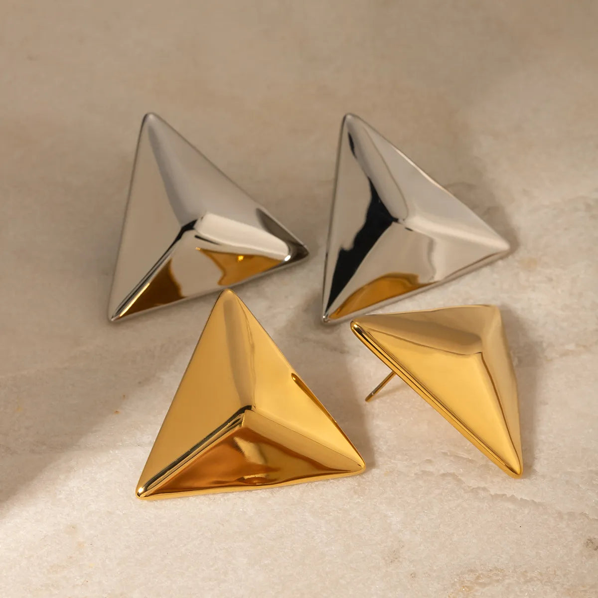 1 Pair IG Style Simple Style Triangle 304 Stainless Steel 18K Gold Plated Ear Studs