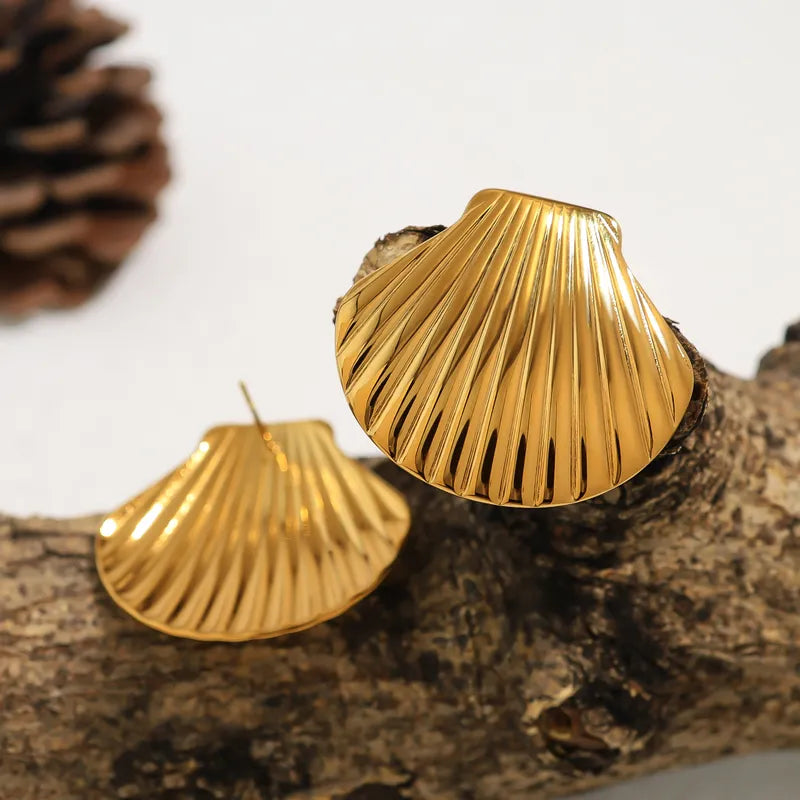 1 Pair Marine Style Simple Style Shell Polishing 304 Stainless Steel 18K Gold Plated Ear Studs