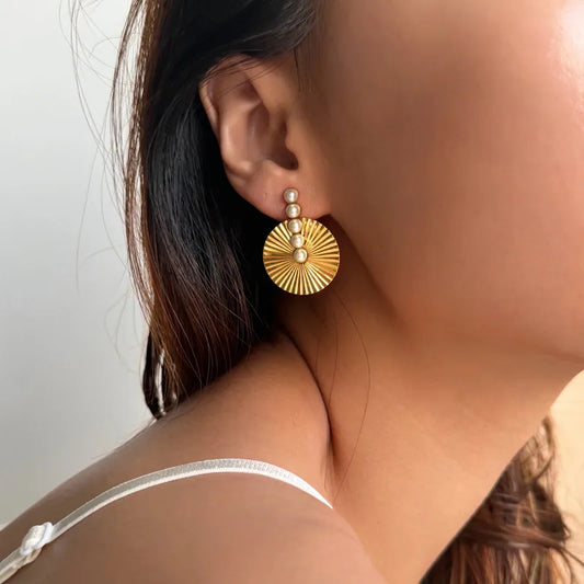 1 Pair/Package Vacation Modern Style Simple Style Round Polishing Plating Copper Acrylic 18K Gold Plated Earrings