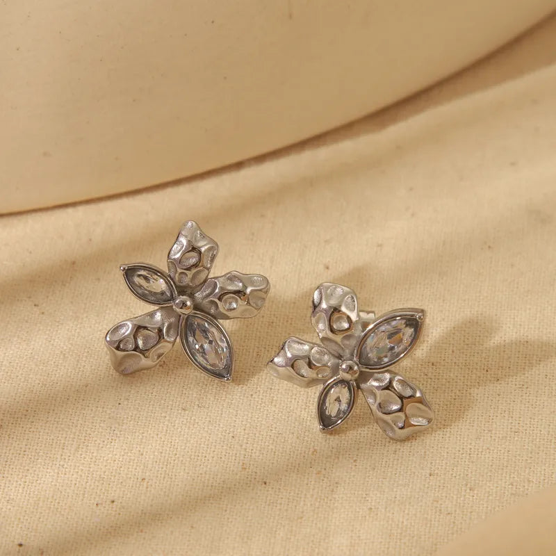 1 Pair Retro Commute Flower 304 Stainless Steel Zircon 18K Gold Plated Ear Studs