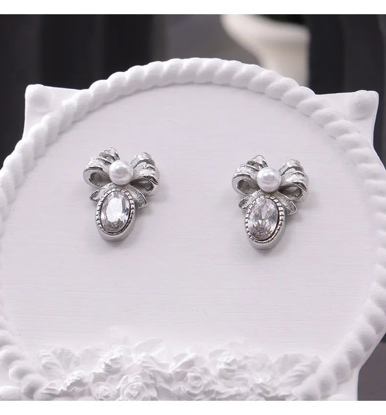 1 Pair Retro French Style Bow Knot Plating Inlay 304 Stainless Steel Artificial Pearls Zircon 18K Gold Plated Ear Studs