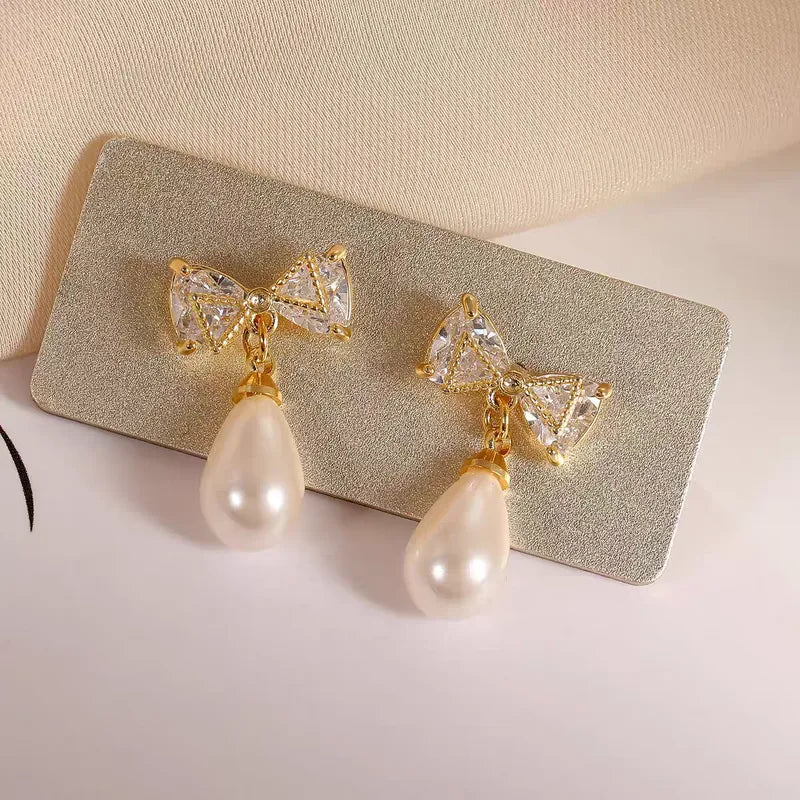 1 Pair Retro Vintage Style Sweet Bow Knot Inlay Carving Copper Zircon 18K Gold Plated Drop Earrings