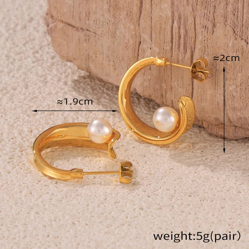 1 Pair Simple Style C Shape Round Inlay 304 Stainless Steel Artificial Pearls 18K Gold Plated Ear Studs