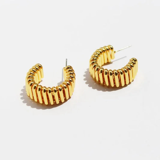 1 Pair Simple Style C Shape Waves Plating Brass 18K Gold Plated Ear Studs