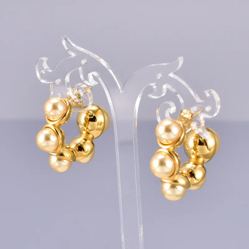 1 Pair Simple Style Classic Style C Shape Color Block Plating Inlay 304 Stainless Steel Titanium Steel Artificial Pearls 18K Gold Plated Ear Studs