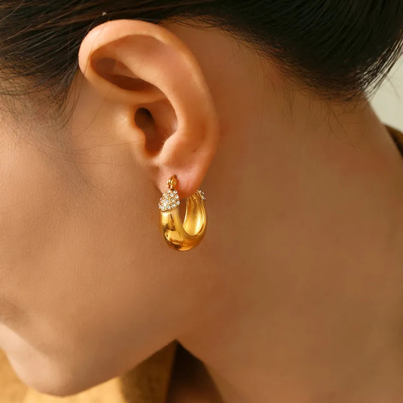 1 Pair Simple Style Classic Style Commute Geometric Inlay Titanium Steel Rhinestones 18K Gold Plated Earrings