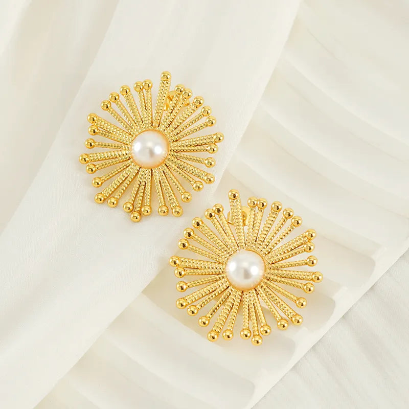 1 Pair Simple Style Classic Style Dandelion Plating Inlay 304 Stainless Steel Artificial Pearls 18K Gold Plated Ear Studs