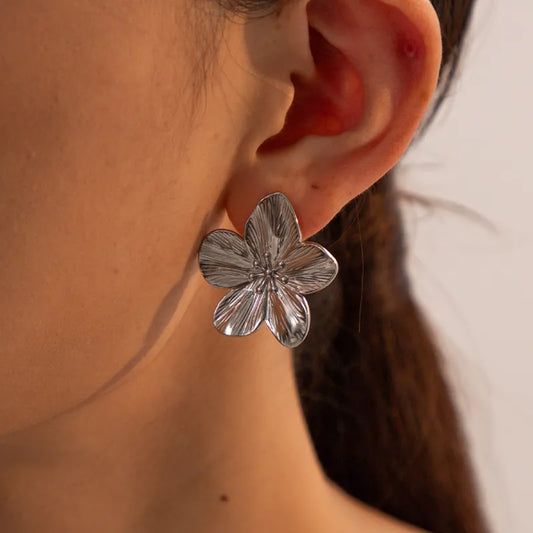 1 Pair Simple Style Classic Style Flower Petal 304 Stainless Steel 18K Gold Plated Ear Studs