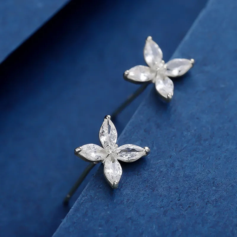 1 Pair Simple Style Classic Style Four Leaf Clover Inlay Sterling Silver Zircon 14K Gold Plated Ear Studs