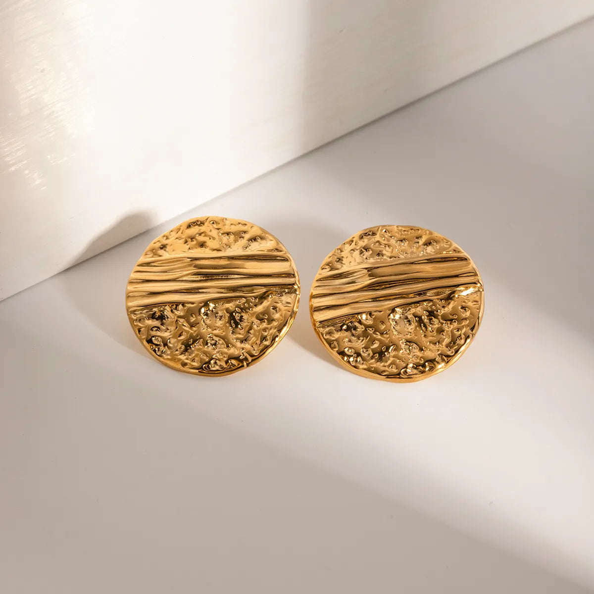 1 Pair Simple Style Classic Style Solid Color Plating 304 Stainless Steel 18K Gold Plated Ear Studs